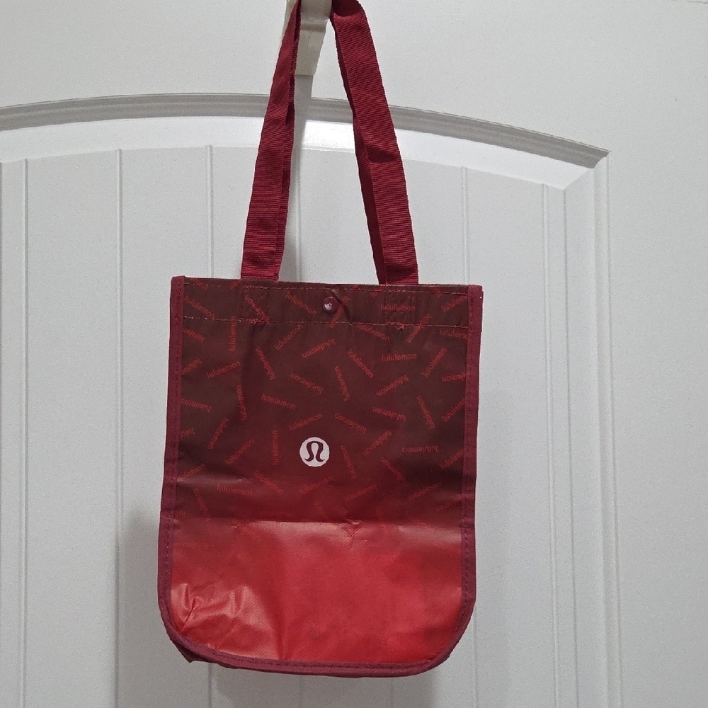 Lululemon Small Re-usable Shopping Tote In Red Ombre, 2022 Limited Edition